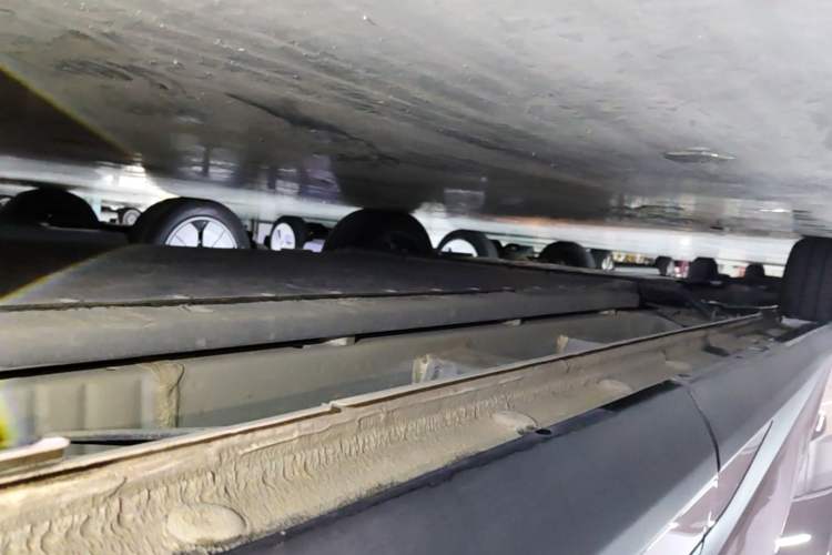 Used BYD Seagull 2025 305 km Free Version Left Side Sill