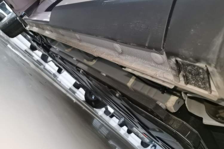 Used BYD Seagull 2025 305 km Free Version Left Side Sill