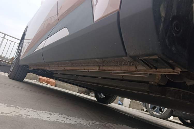 Used BYD Seagull 2025 305 km Free Version Left Side Sill