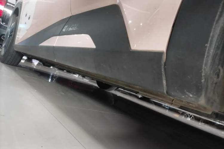 Used BYD Seagull 2025 305km Active Version Left Side Sill