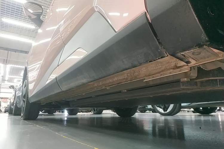 Used BYD Seagull 2025 305km Active Version Left Side Sill