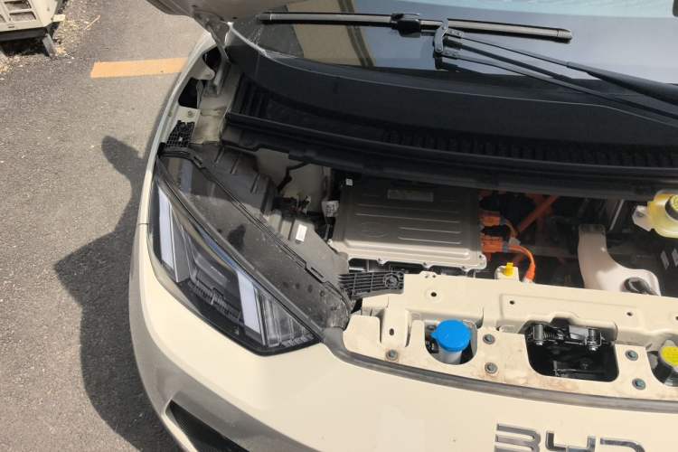 Used BYD Seagull 2025 Smart Drive Version 305 km Freedom Edition Engine Bay Right