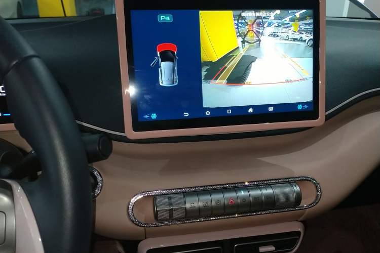 Used BYD Seagull 2025 305 km Free Version Audio And AC Panel