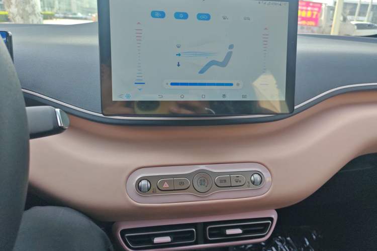 Used BYD Seagull 2025 Intelligent Driving Version 305 km Dynamic Edition Audio And AC Panel