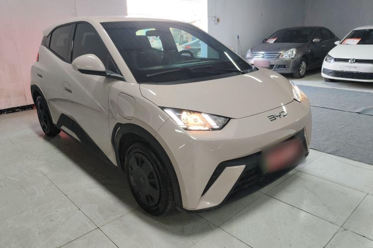 Used BYD Seagull 2025 305km Active Version Front Right 45 Deg
