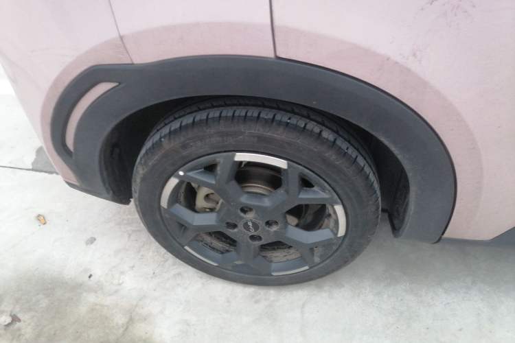 Used BYD Seagull 2025 405 km Flying Edition Right Rear Wheel Hub
