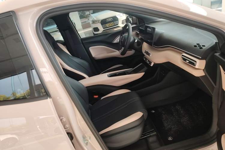 Used BYD Seagull 2025 Intelligent Driving Version 305 km Dynamic Edition Right Front Seat