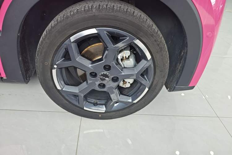 Used BYD Seagull 2025 Smart Drive Version 305 km Freedom Edition Right Rear Wheel Hub