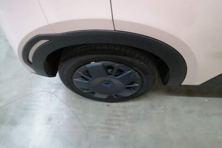 Used BYD Seagull 2025 Intelligent Driving Version 305 km Dynamic Edition Right Rear Wheel Hub