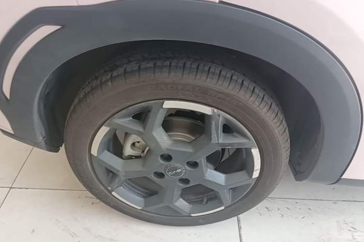 Used BYD Seagull 2025 305 km Free Version Right Rear Wheel Hub