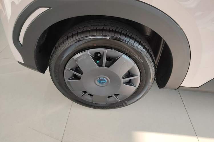 Used BYD Seagull 2025 Intelligent Driving Version 305 km Dynamic Edition Right Rear Wheel Hub