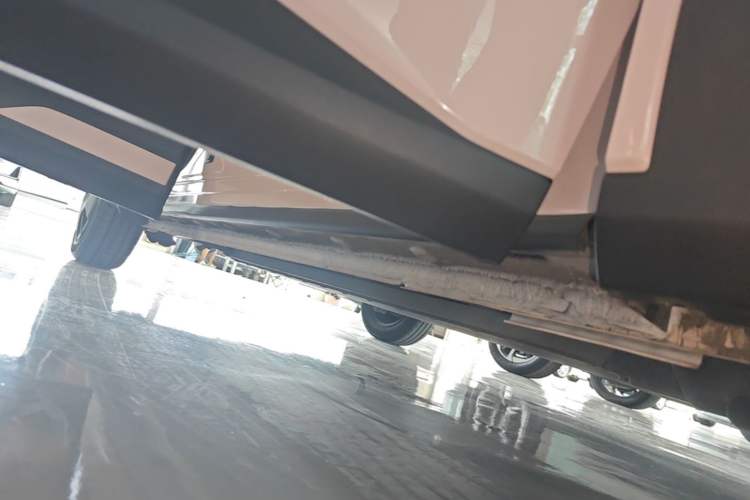 Used BYD Seagull 2025 305km Active Version Right Side Sill
