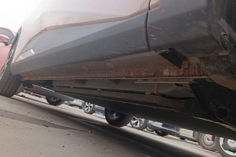 Used BYD Seagull 2025 305 km Free Version Right Side Sill