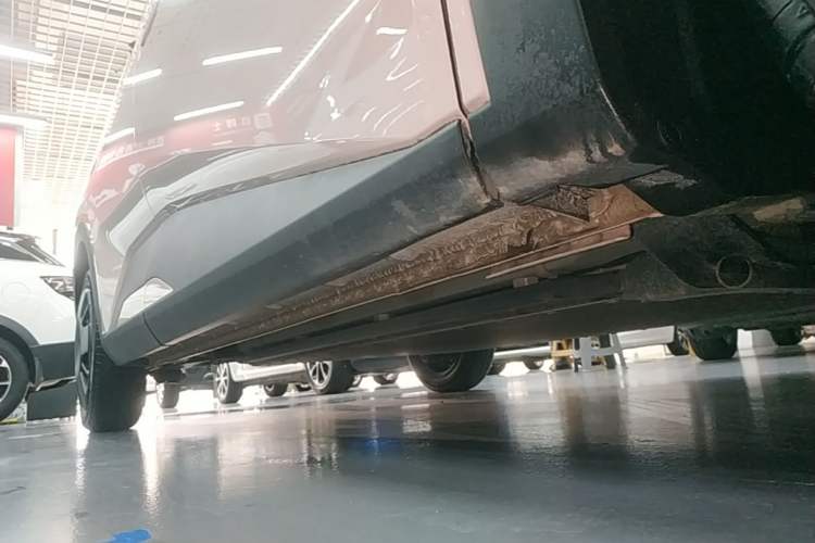 Used BYD Seagull 2025 305km Active Version Right Side Sill