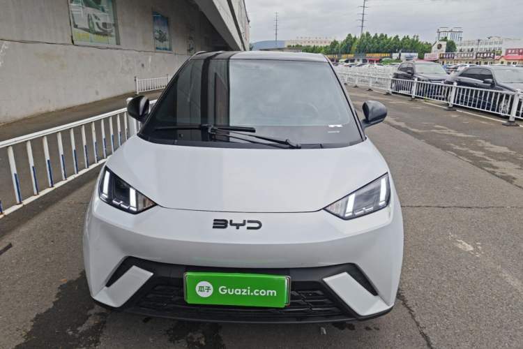 Used BYD Seagull 2025 305 km Free Version Front