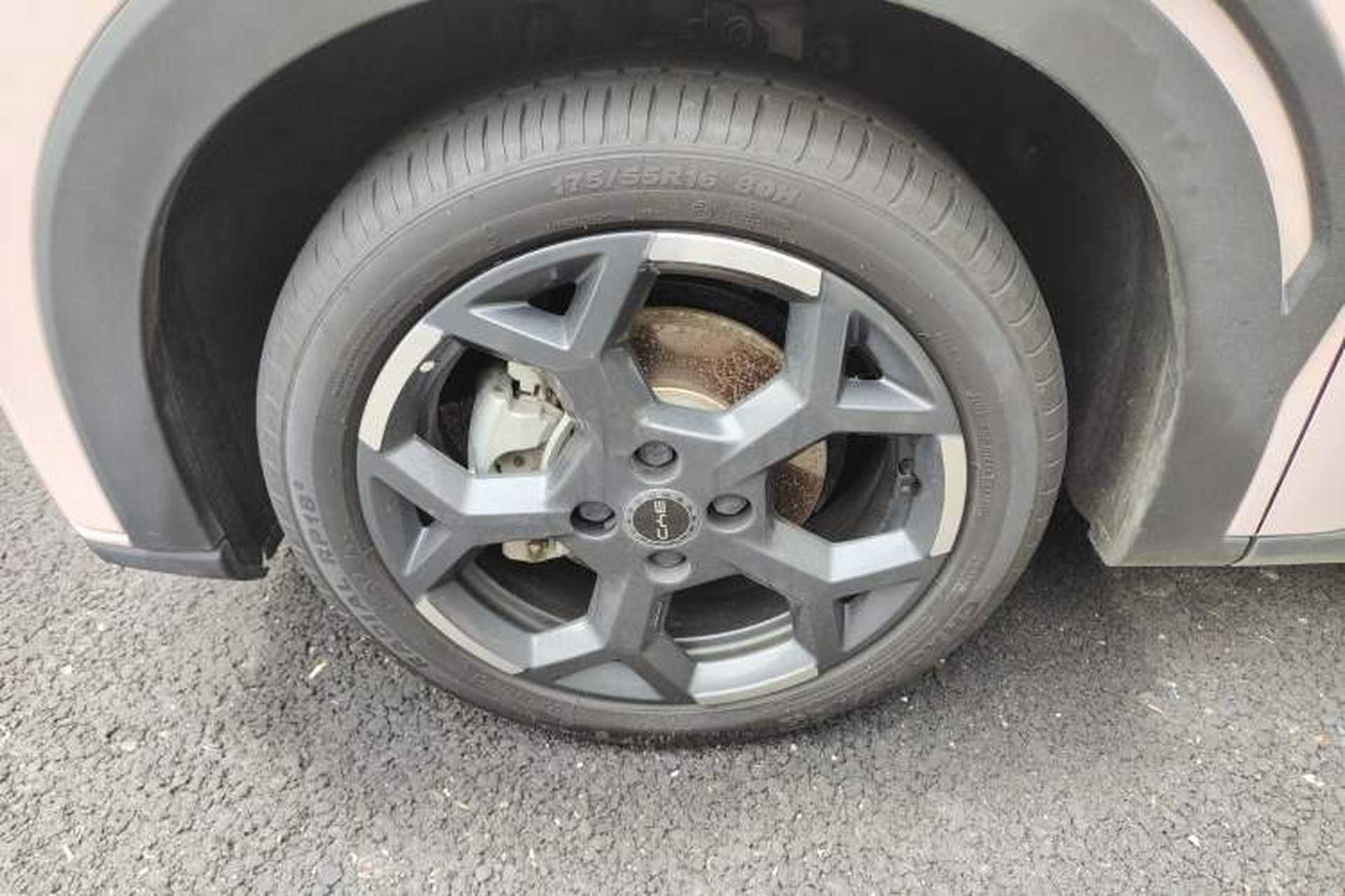Used BYD Seagull 2025 305 km Free Version Left Front Wheel Hub