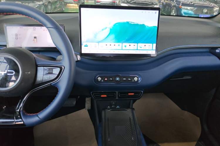 Used BYD Seagull 2025 Smart Drive Version 305 km Freedom Edition Audio And AC Panel
