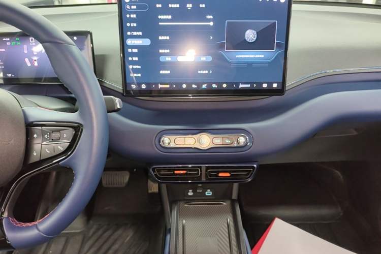 Used BYD Seagull 2025 Smart Drive Version 305 km Freedom Edition Audio And AC Panel