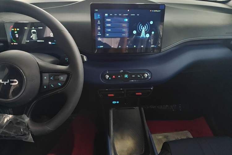 Used BYD Seagull 2025 Intelligent Driving Version 305 km Dynamic Edition Audio And AC Panel