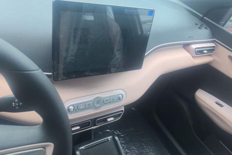 Used BYD Seagull 2025 Intelligent Driving Version 305 km Dynamic Edition Audio And AC Panel