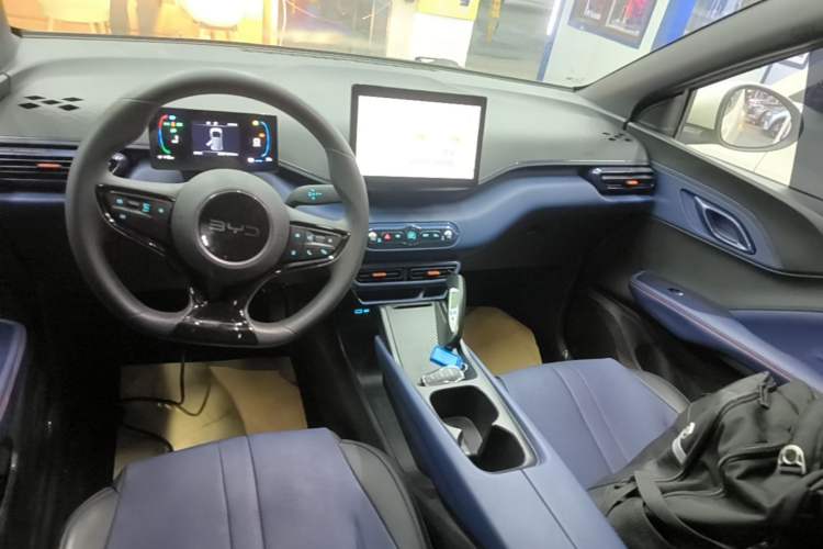 Used BYD Seagull 2025 Intelligent Driving Version 305 km Dynamic Edition Audio And AC Panel