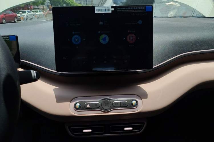Used BYD Seagull 2025 Intelligent Driving Version 305 km Dynamic Edition Audio And AC Panel