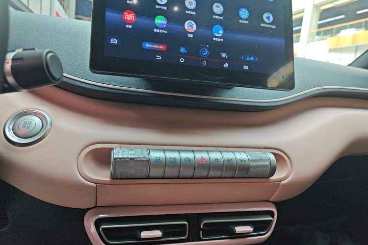 Used BYD Seagull 2025 305 km Free Version Audio And AC Panel
