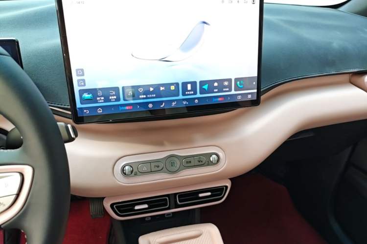 Used BYD Seagull 2025 Smart Drive Version 305 km Freedom Edition Audio And AC Panel
