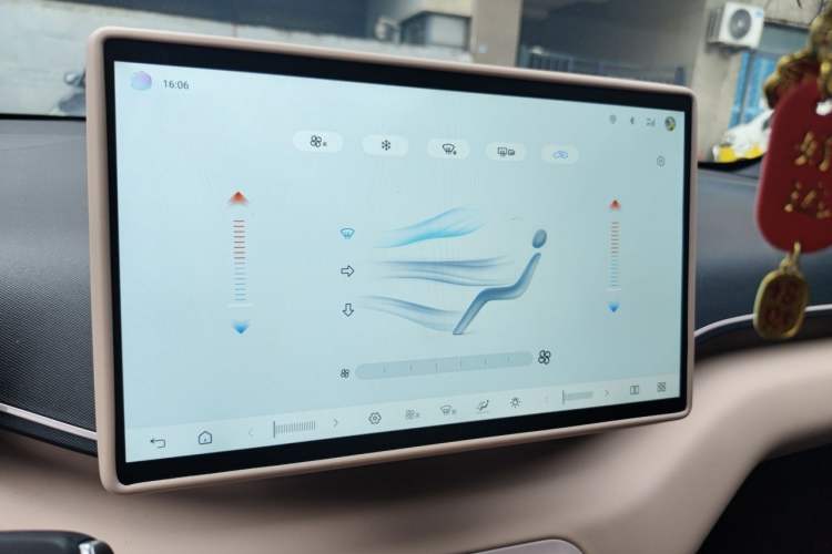 Used BYD Seagull 2025 Smart Drive Version 305 km Freedom Edition Audio And AC Panel