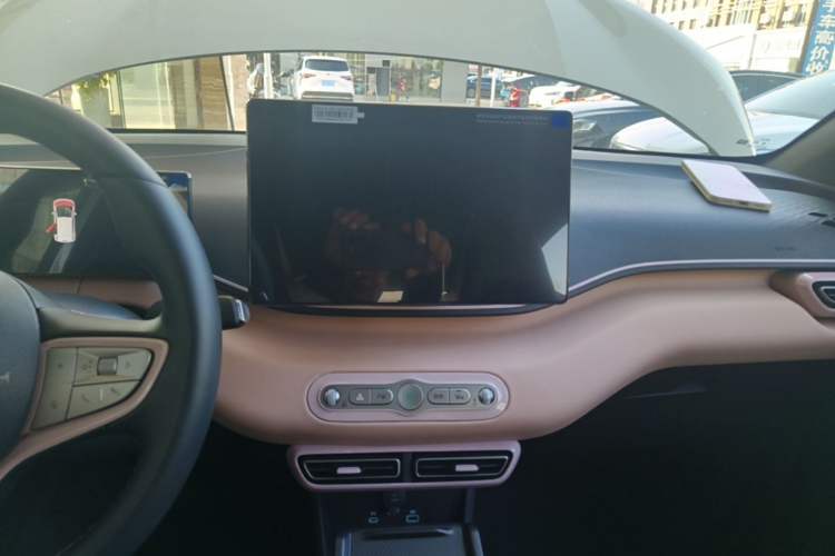 Used BYD Seagull 2025 Smart Drive Version 305 km Freedom Edition Audio And AC Panel