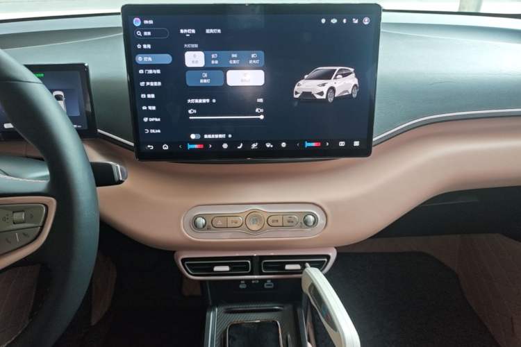 Used BYD Seagull 2025 Smart Drive Version 305 km Freedom Edition Audio And AC Panel