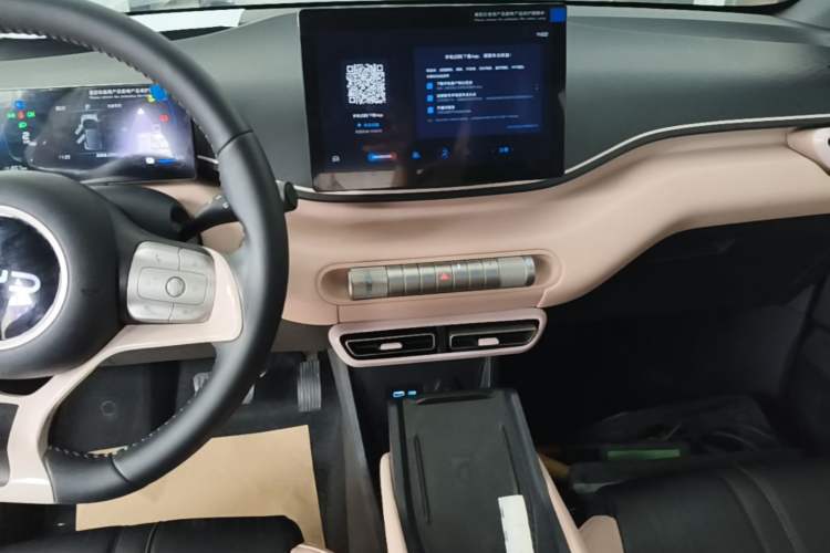 Used BYD Seagull 2025 305 km Free Version Audio And AC Panel