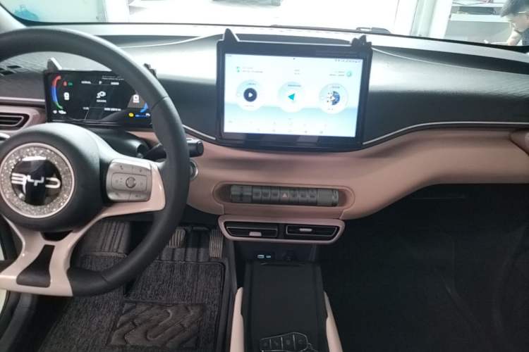 Used BYD Seagull 2025 Intelligent Driving Version 305 km Dynamic Edition Audio And AC Panel