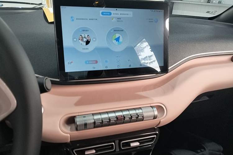 Used BYD Seagull 2025 305 km Free Version Audio And AC Panel
