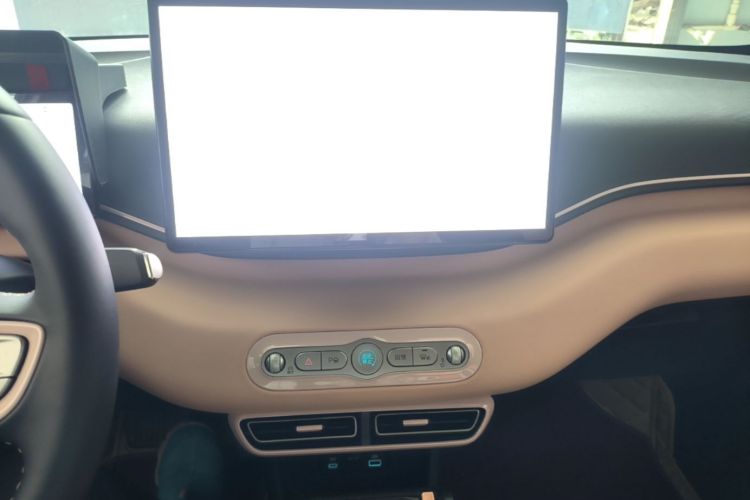 Used BYD Seagull 2025 Smart Drive Version 305 km Freedom Edition Audio And AC Panel