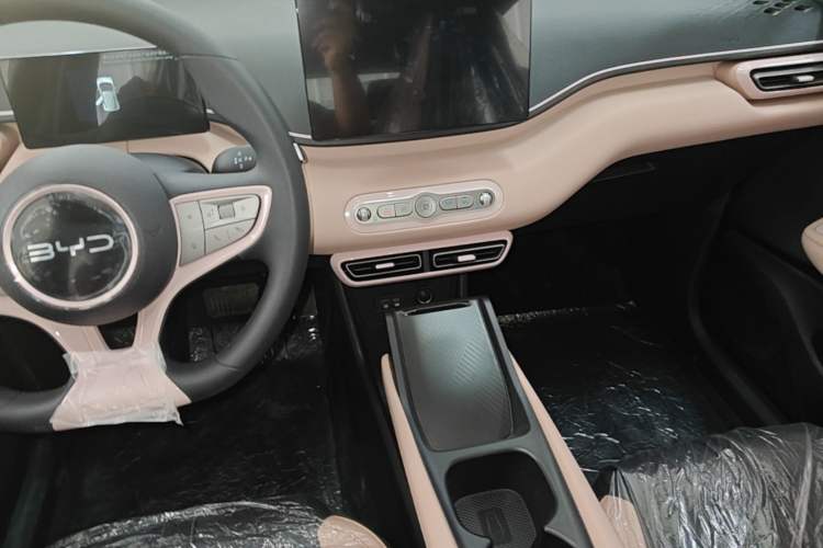 Used BYD Seagull 2025 305km Active Version Audio And AC Panel