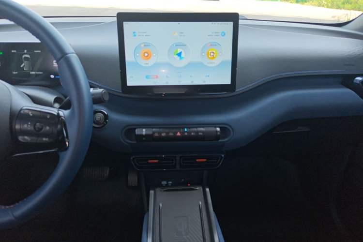 Used BYD Seagull 2025 305 km Free Version Audio And AC Panel