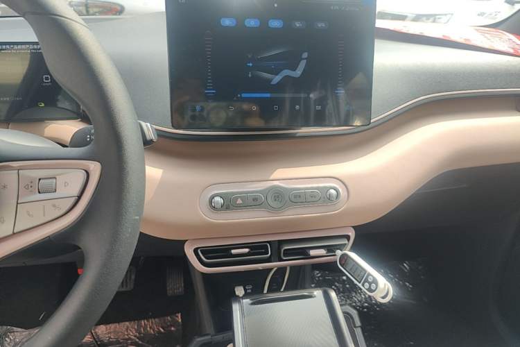 Used BYD Seagull 2025 Intelligent Driving Version 305 km Dynamic Edition Audio And AC Panel