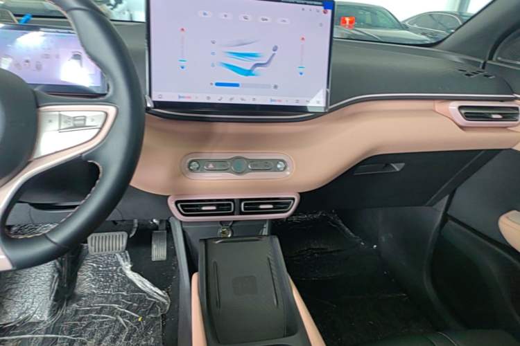 Used BYD Seagull 2025 Smart Drive Version 305 km Freedom Edition Audio And AC Panel