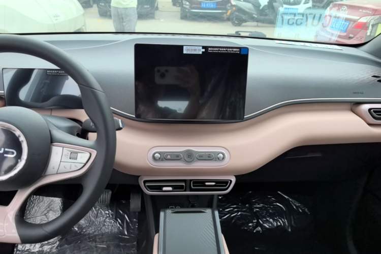 Used BYD Seagull 2025 Intelligent Driving Version 305 km Dynamic Edition Audio And AC Panel