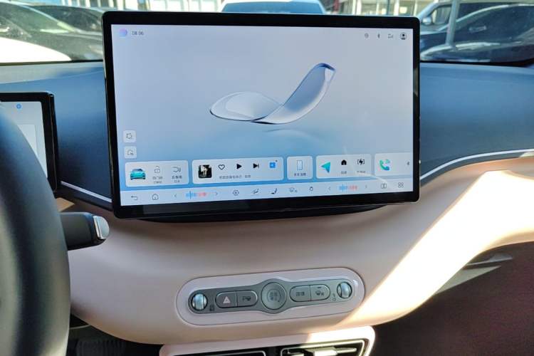 Used BYD Seagull 2025 Smart Drive Version 305 km Freedom Edition Audio And AC Panel