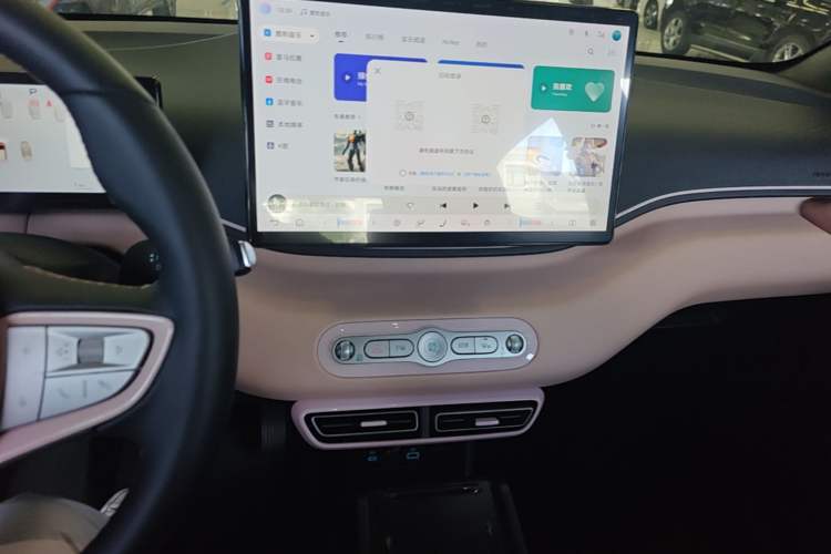 Used BYD Seagull 2025 Smart Drive Version 305 km Freedom Edition Audio And AC Panel