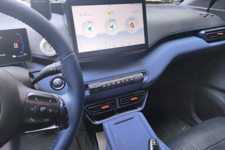 Used BYD Seagull 2025 305 km Free Version Audio And AC Panel