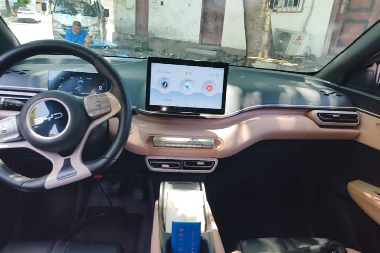 Used BYD Seagull 2025 305 km Free Version Audio And AC Panel