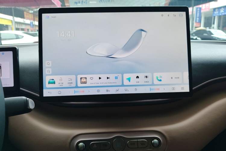 Used BYD Seagull 2025 Smart Drive Version 305 km Freedom Edition Audio And AC Panel