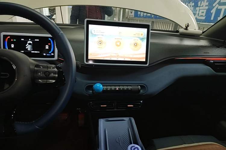 Used BYD Seagull 2025 305 km Free Version Audio And AC Panel