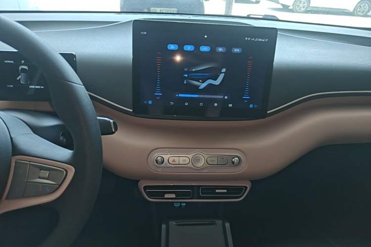 Used BYD Seagull 2025 Intelligent Driving Version 305 km Dynamic Edition Audio And AC Panel