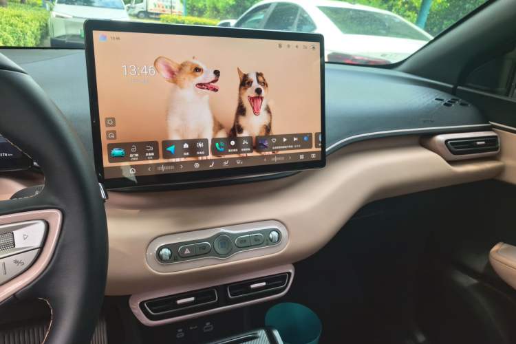 Used BYD Seagull 2025 Smart Drive Version 305 km Freedom Edition Audio And AC Panel