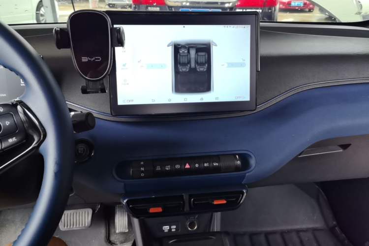 Used BYD Seagull 2025 305 km Free Version Audio And AC Panel