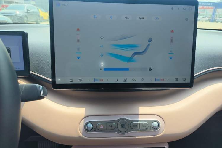 Used BYD Seagull 2025 Smart Drive Version 305 km Freedom Edition Audio And AC Panel